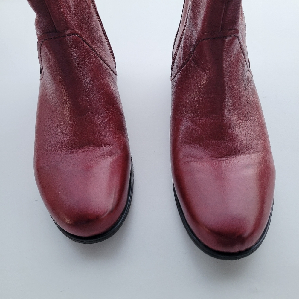 Earthies Burgundy Leather Side-Zip Ankle Boots - Picture 3 of 7
